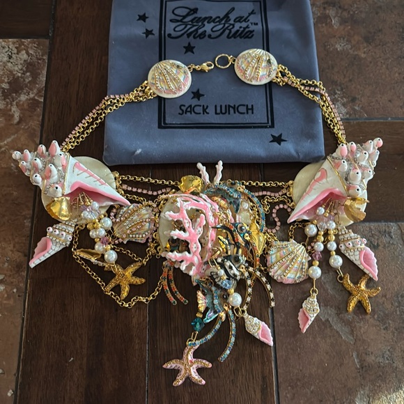 Lunch At The Ritz SEASHELL Necklace - Picture 1 of 14